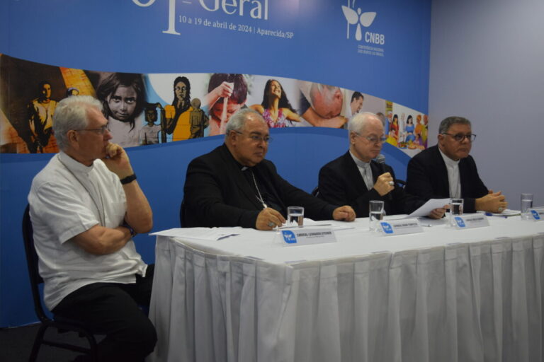Coletiva dia 17 todos - Diocese de Guaxupé Página Inicial