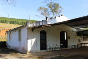 Capela Nossa Senhora Aparecida e Gruta Nossa Senhora do café - Bairro Serra da Conceição