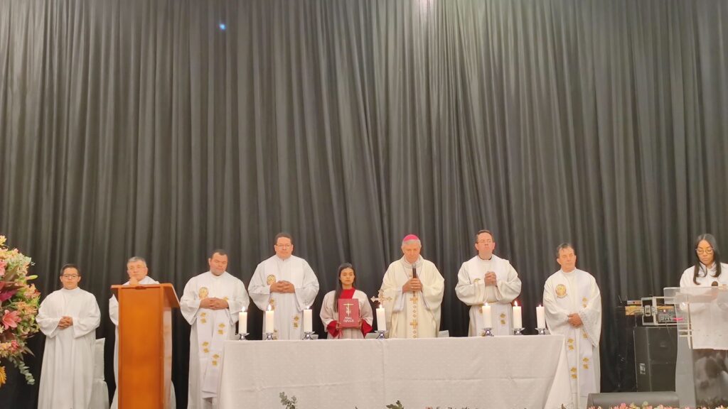 WhatsApp Image 2024 08 24 at 21.25.29 4 - Diocese de Guaxupé XVIII Encontro dos Ministros Extraordinários da Comunhão Eucarística acontece em Poços de Caldas