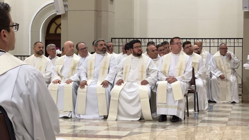 WhatsApp Image 2024 09 14 at 11.24.26 2 - Diocese de Guaxupé Ano Sacerdotal Diocesano da Diocese de Guaxupé: um ano de renovação e oração pelos padres