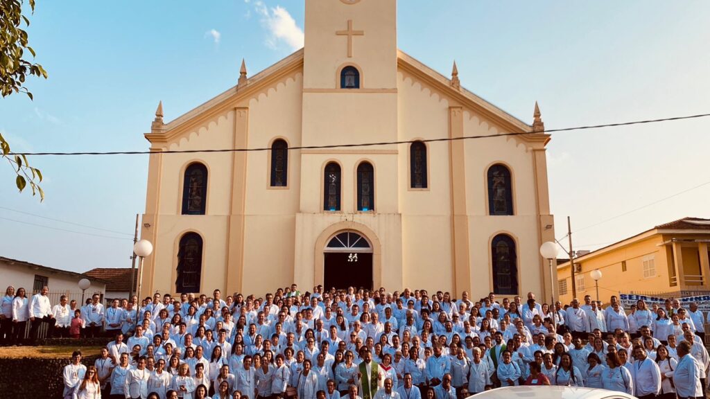 WhatsApp Image 2024 09 22 at 22.19.59 - Diocese de Guaxupé Paróquia Nossa Senhora Aparecida, em Conceição Aparecida, acolhe Encontro dos MECE´s do Setor Areado