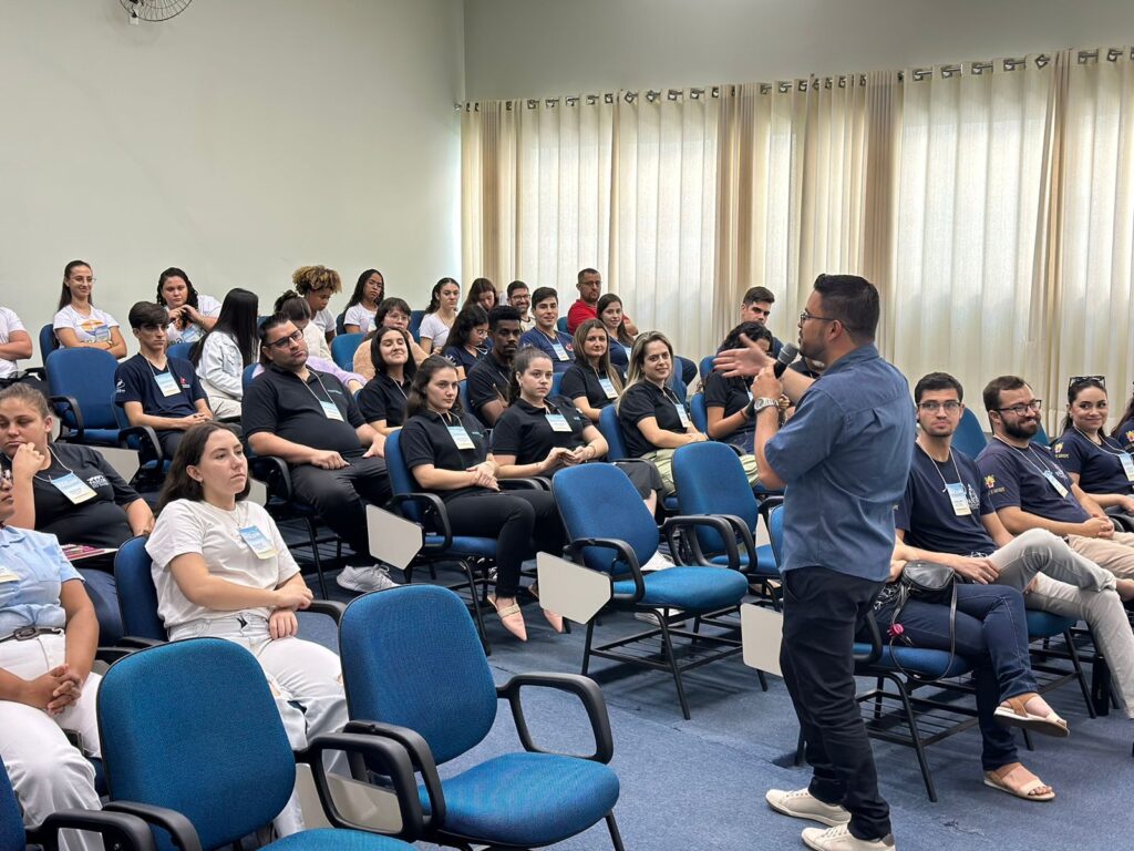 WhatsApp Image 2024 09 24 at 15.23.17 - Diocese de Guaxupé Pasconeiros dos Setores Alfenas e Areado participam de Encontro de Formação no Colégio Marista, em Alfenas