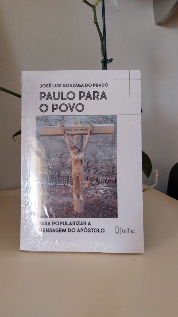 WhatsApp Image 2024 10 30 at 11.06.02 - Diocese de Guaxupé Livro 'Paulo para o povo', de autoria do Padre José Luiz do Prado, é lançado