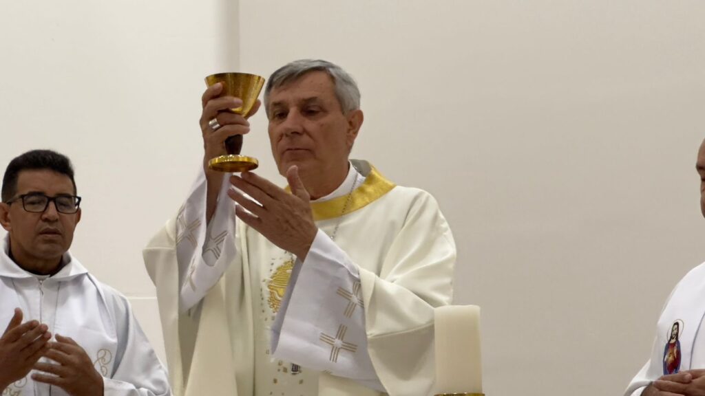 Dom José Lanza preside Missa de abertura dos trabalhos de 2025 3 - Diocese de Guaxupé WhatsApp Image 2025 01 03 at 11.36.20 1 - Diocese de Guaxupé Dom José Lanza preside Missa de abertura dos trabalhos de 2025
