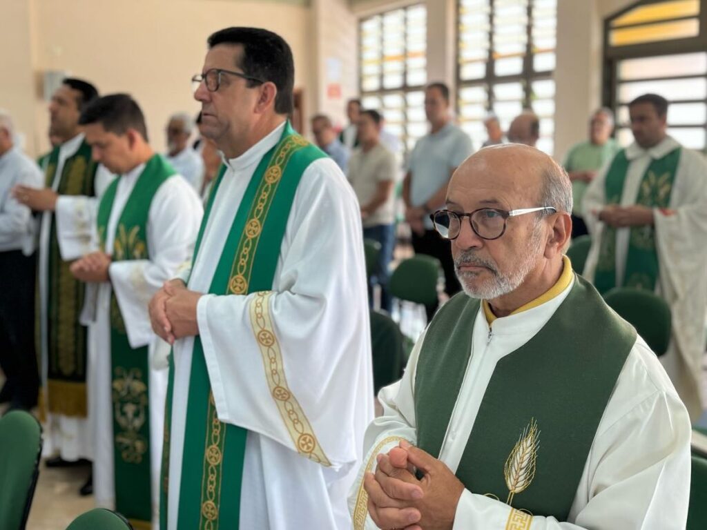 479479526 18109600582465843 2300293776428891693 n - Diocese de Guaxupé Retiro Anual do Clero 2025: Renovação da Fé e Esperança