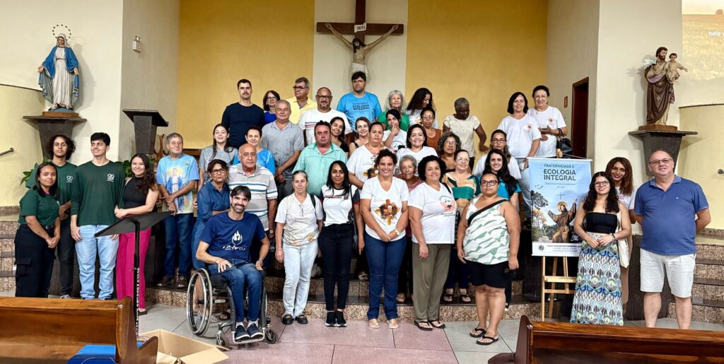 Equipe de Campanhas realizam formações sobre a Campanha da Fraternidade nos setores 11 - Diocese de Guaxupé WhatsApp Image 2025 02 28 at 11.01.29 1 - Diocese de Guaxupé Equipe de Campanhas realizam formações sobre a Campanha da Fraternidade nos setores