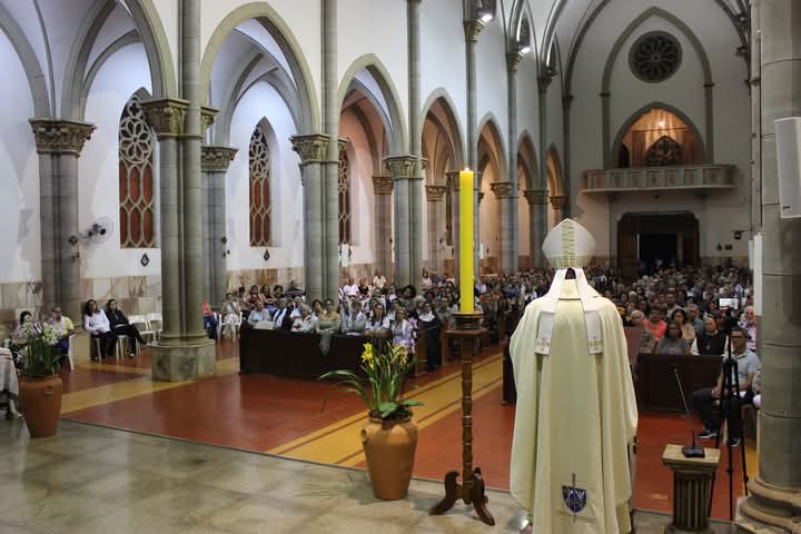 MOSTEIRO DE CLARAVAL COMEMORA 75 ANOS DE FUNDAÇÃO 1 - Diocese de Guaxupé mosteiro de claraval 75 anos