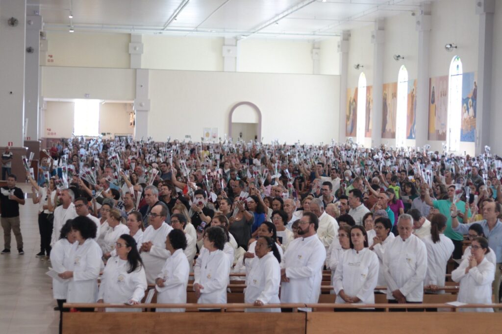 COM SANTA RITA DE CÁSSIA SOMOS PEREGRINOS DE ESPERANÇA 13 - Diocese de Guaxupé WhatsApp Image 2025 05 12 at 16.30.06 5 - Diocese de Guaxupé COM SANTA RITA DE CÁSSIA SOMOS PEREGRINOS DE ESPERANÇA