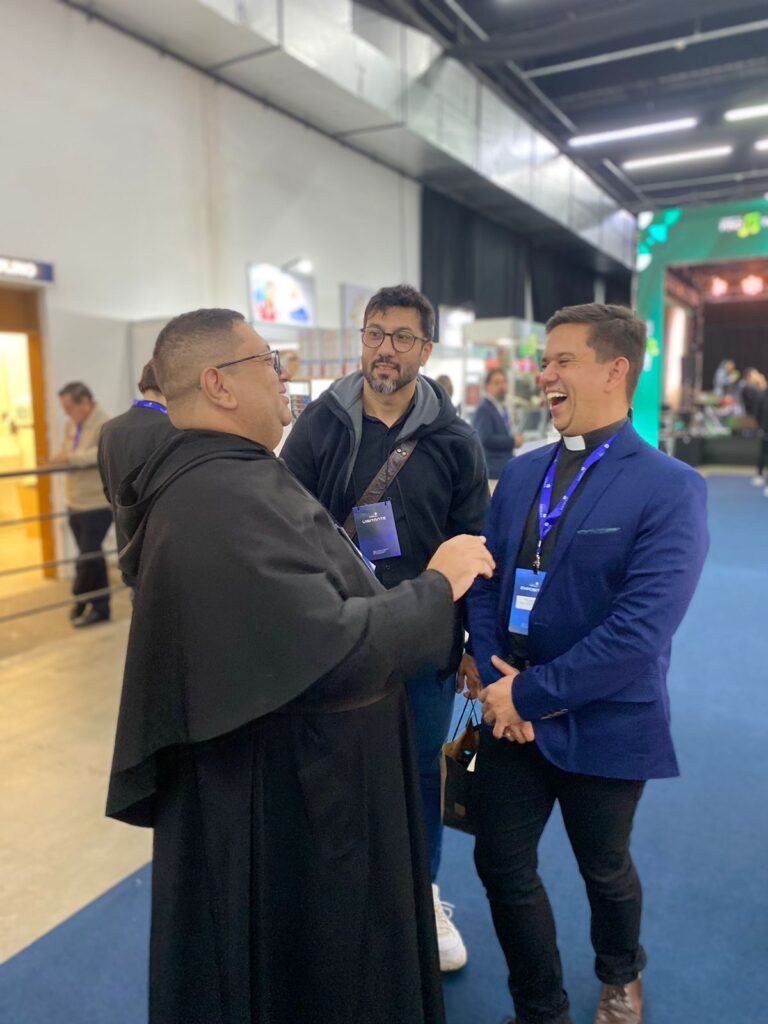Santuário de Santa Rita de Cássia participa da maior feira católica do mundo 3 - Diocese de Guaxupé Imagem do WhatsApp de 2025 07 07 as 10.29.47 816d980d - Diocese de Guaxupé Santuário de Santa Rita de Cássia participa da maior feira católica do mundo