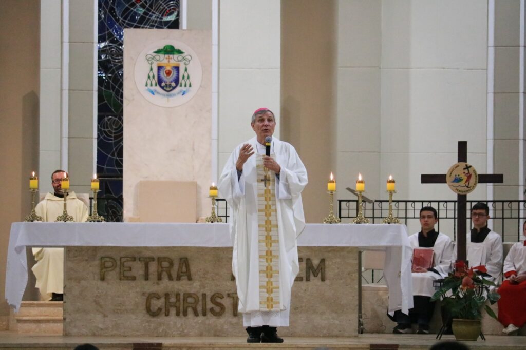 Celebração dos 18 anos de serviço de Dom José Lanza na Diocese de Guaxupé 2 - Diocese de Guaxupé Imagem do WhatsApp de 2025 07 23 as 10.36.42 b1b4ecb6 - Diocese de Guaxupé Celebração dos 18 anos de serviço de Dom José Lanza na Diocese de Guaxupé
