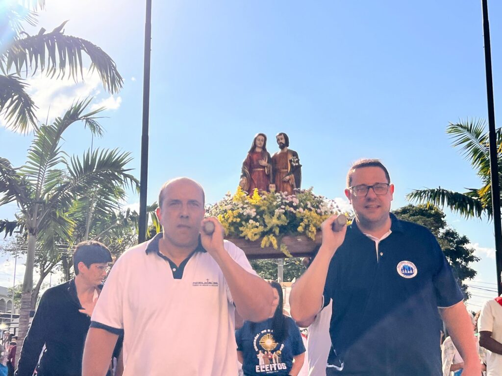 Jubileu das Famílias é celebrado nos Setores da Diocese de Guaxupé 9 - Diocese de Guaxupé Imagem do WhatsApp de 2025 07 30 as 10.16.42 a92f9a09 - Diocese de Guaxupé Jubileu das Famílias é celebrado nos Setores da Diocese de Guaxupé
