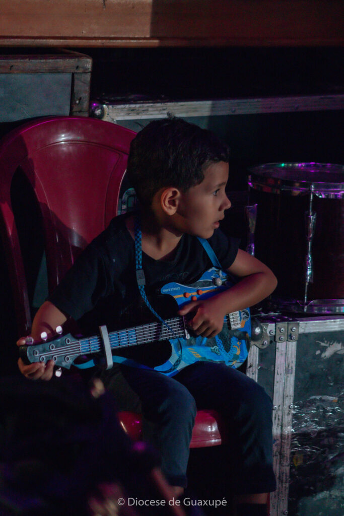 IMG 1789 1 - Diocese de Guaxupé Força jovem toma conta do Santuário Santo Aníbal no Dia Nacional da Juventude