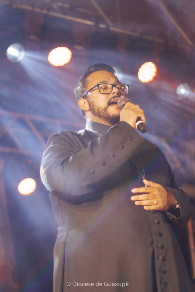 IMG 5457 1 - Diocese de Guaxupé Força jovem toma conta do Santuário Santo Aníbal no Dia Nacional da Juventude