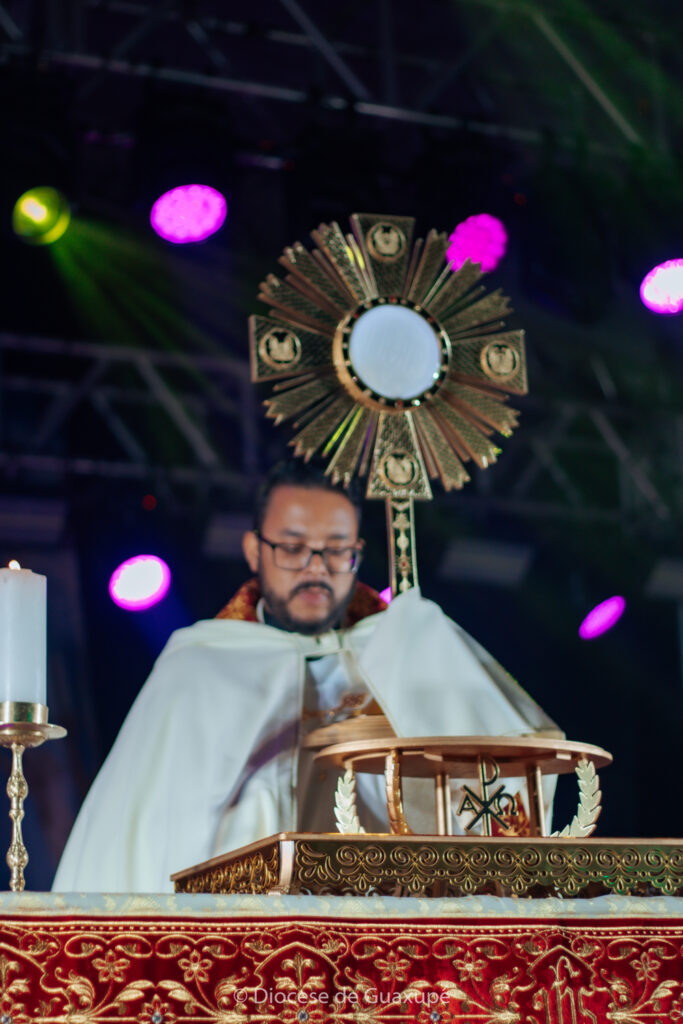 IMG 5514 1 - Diocese de Guaxupé Força jovem toma conta do Santuário Santo Aníbal no Dia Nacional da Juventude