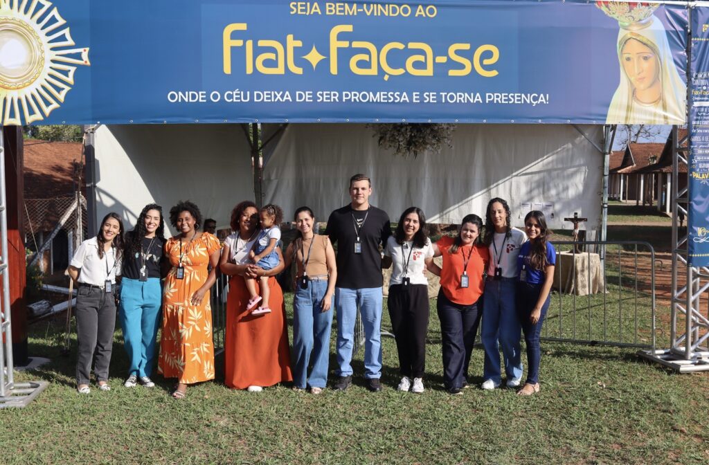 Comunidade Mariana Resgate promove o encontro FIAT FAÇA-SE em Alfenas-MG 7 - Diocese de Guaxupé IMG 9445 - Diocese de Guaxupé Comunidade Mariana Resgate promove o encontro FIAT FAÇA-SE em Alfenas-MG