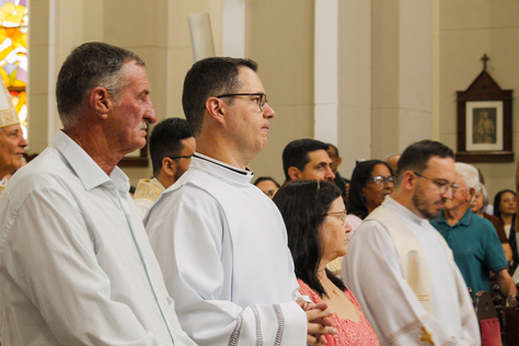 Diocese de Guaxupé acolhe dois novos diáconos em solene celebração na Catedral 2 - Diocese de Guaxupé MG 5836 - Diocese de Guaxupé Diocese de Guaxupé acolhe dois novos diáconos em solene celebração na Catedral
