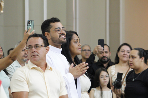 Diocese de Guaxupé acolhe dois novos diáconos em solene celebração na Catedral 3 - Diocese de Guaxupé MG 5838 - Diocese de Guaxupé Diocese de Guaxupé acolhe dois novos diáconos em solene celebração na Catedral