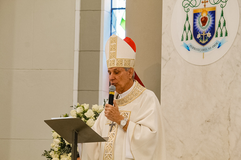 Diocese de Guaxupé acolhe dois novos diáconos em solene celebração na Catedral 10 - Diocese de Guaxupé MG 5893 - Diocese de Guaxupé Diocese de Guaxupé acolhe dois novos diáconos em solene celebração na Catedral