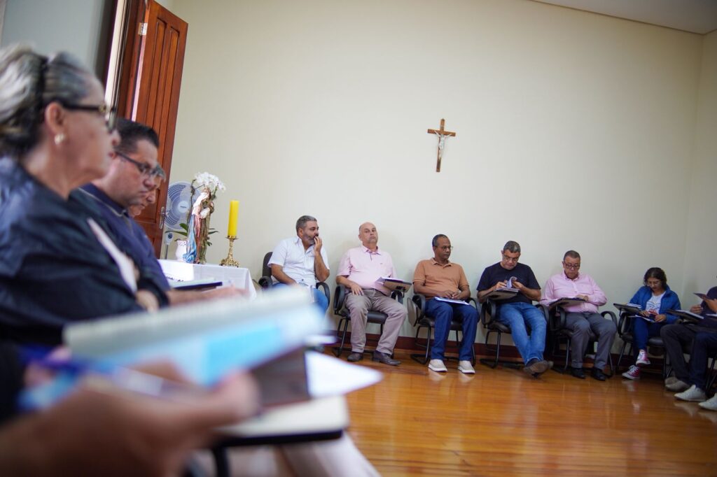 WhatsApp Image 2026 04 13 at 10.26.36 1 - Diocese de Guaxupé Reunião do CDP na Cúria Diocesana reflete sobre o caminho sinodal da Igreja