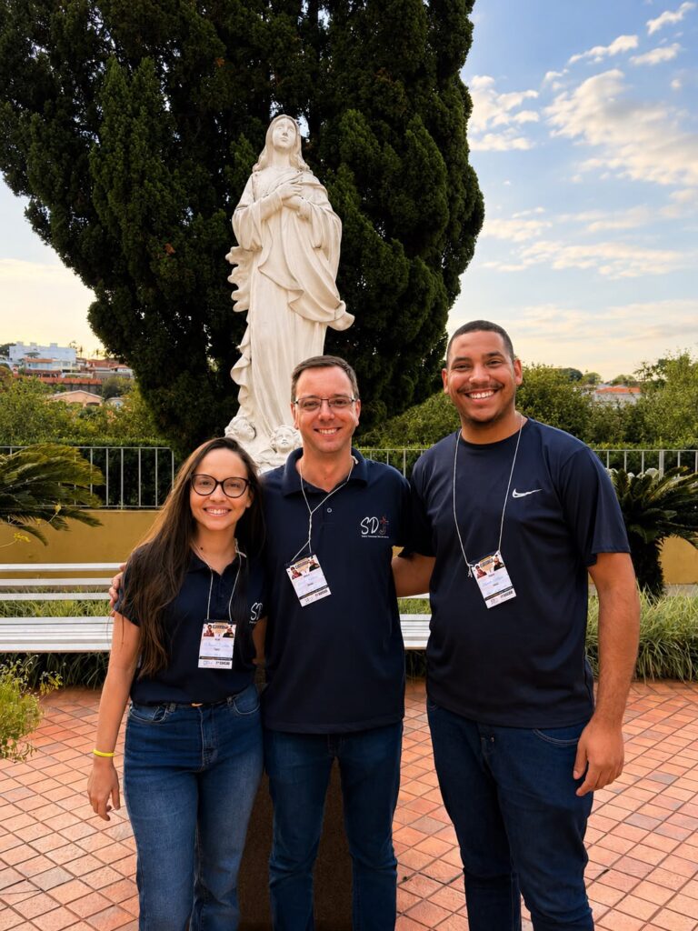Encontro Diocesano de Líderes Jovens fortalece a missão da juventude na Diocese de Guaxupé 4 - Diocese de Guaxupé WhatsApp Image 2026 07 14 at 23.21.41 - Diocese de Guaxupé Encontro Diocesano de Líderes Jovens fortalece a missão da juventude na Diocese de Guaxupé