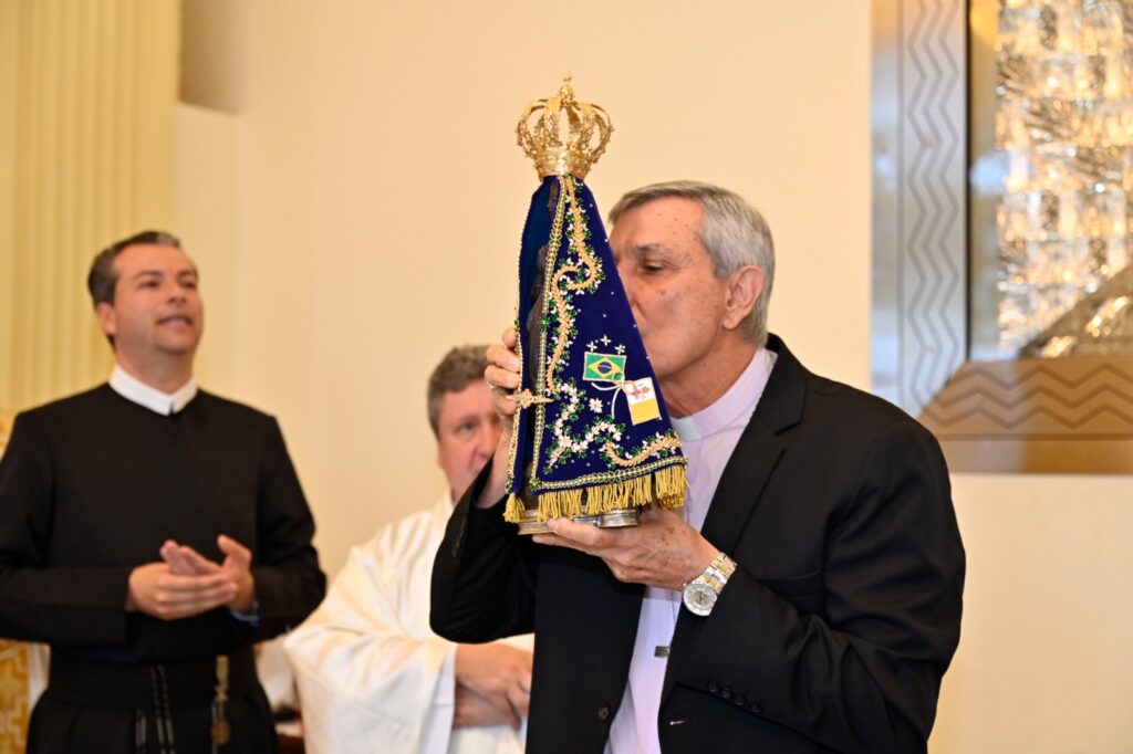 Dom José Lanza visita o Santuário Nacional de Aparecida e reza pela Diocese de Guaxupé 3 - Diocese de Guaxupé WhatsApp Image 2026 08 28 at 15.30.09 4 - Diocese de Guaxupé Dom José Lanza visita o Santuário Nacional de Aparecida e reza pela Diocese de Guaxupé